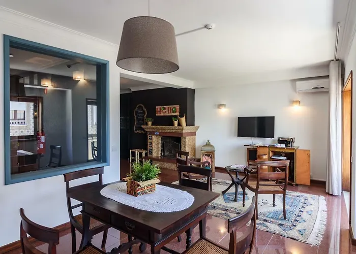 Lindo Vale Guest House OOporto
